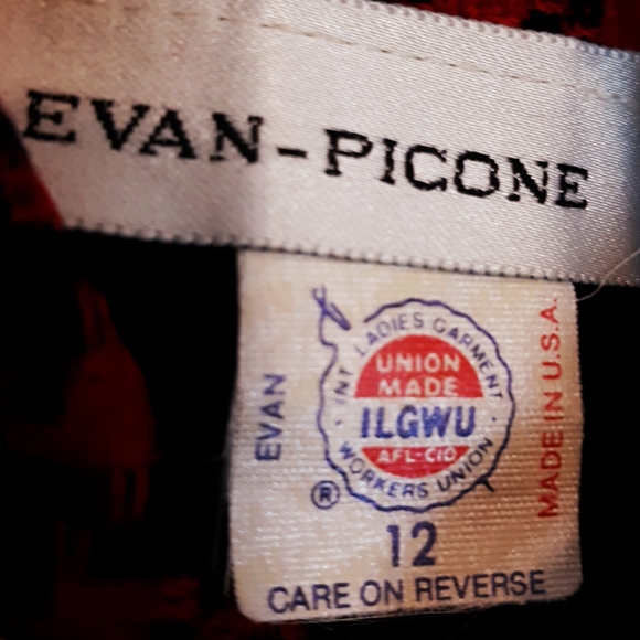 (sold) Vtg union made high waisted plaid tartan skirt - Picture 4 of 4